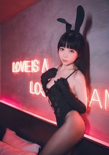 日韩成人在线免费视频