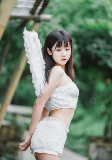 惩罚女仆扒开跪着视频网站