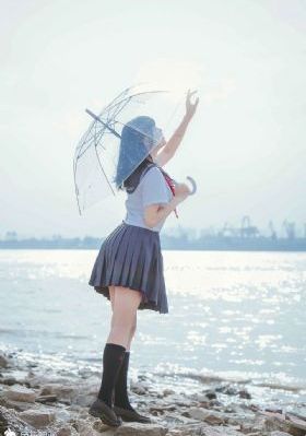 海底娇娃蓝华