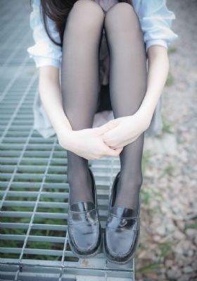 卿本是佳人在线观看