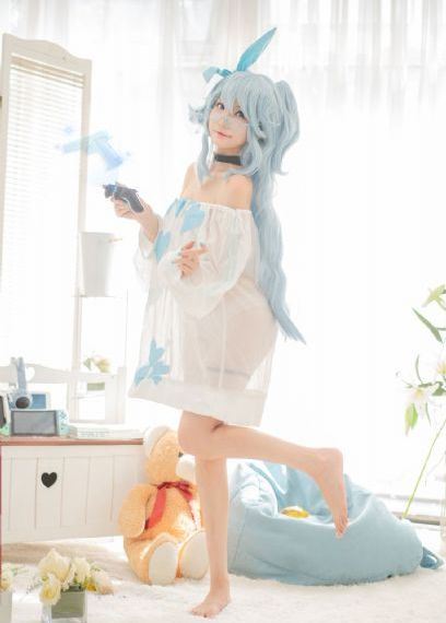 年轻的小妈妈