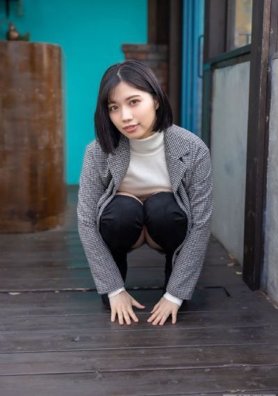 春江英雄