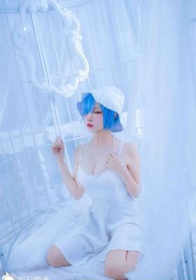 姑娘的故事中文在线观看
