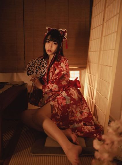 保拉的绣感
