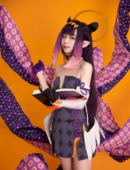 free性丰满白嫩白嫩的hd