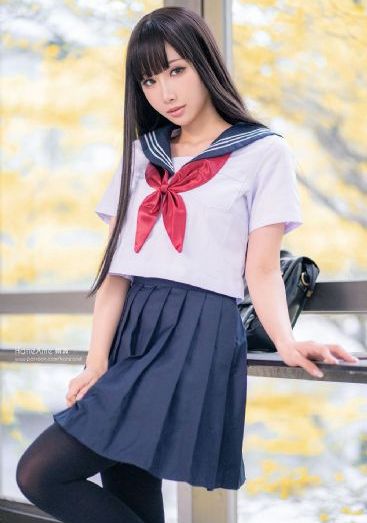 女集中营电影