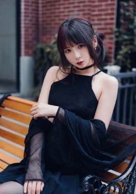 《琉璃川》