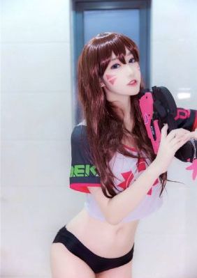 年轻老师6大胸女教师